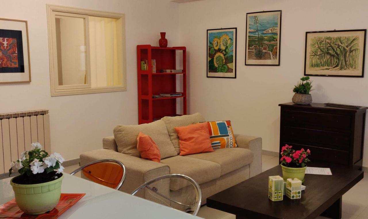 A Due Passi Dal Mare Apartment *